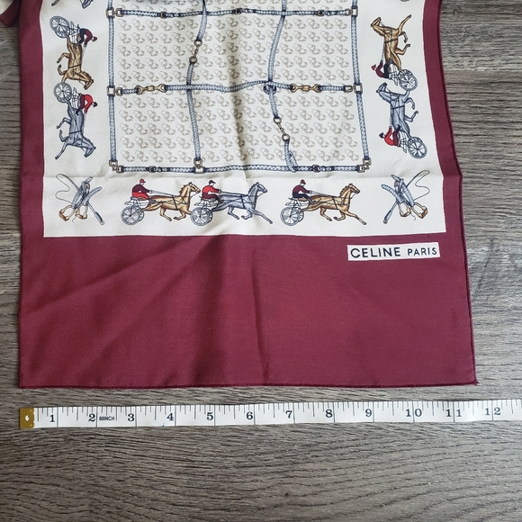 CELINE - Scarf - Picture 9 of 15